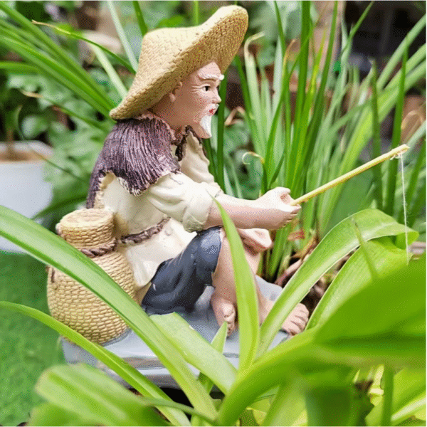 Screenshot 2025-11-30 at 17.42.05 Large Aquarium Fishing Scene Resin Figures set